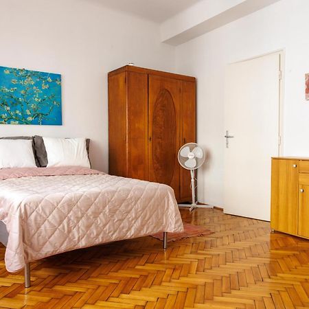 Studio With Terrace In Heart Of The City Budapest Extérieur photo